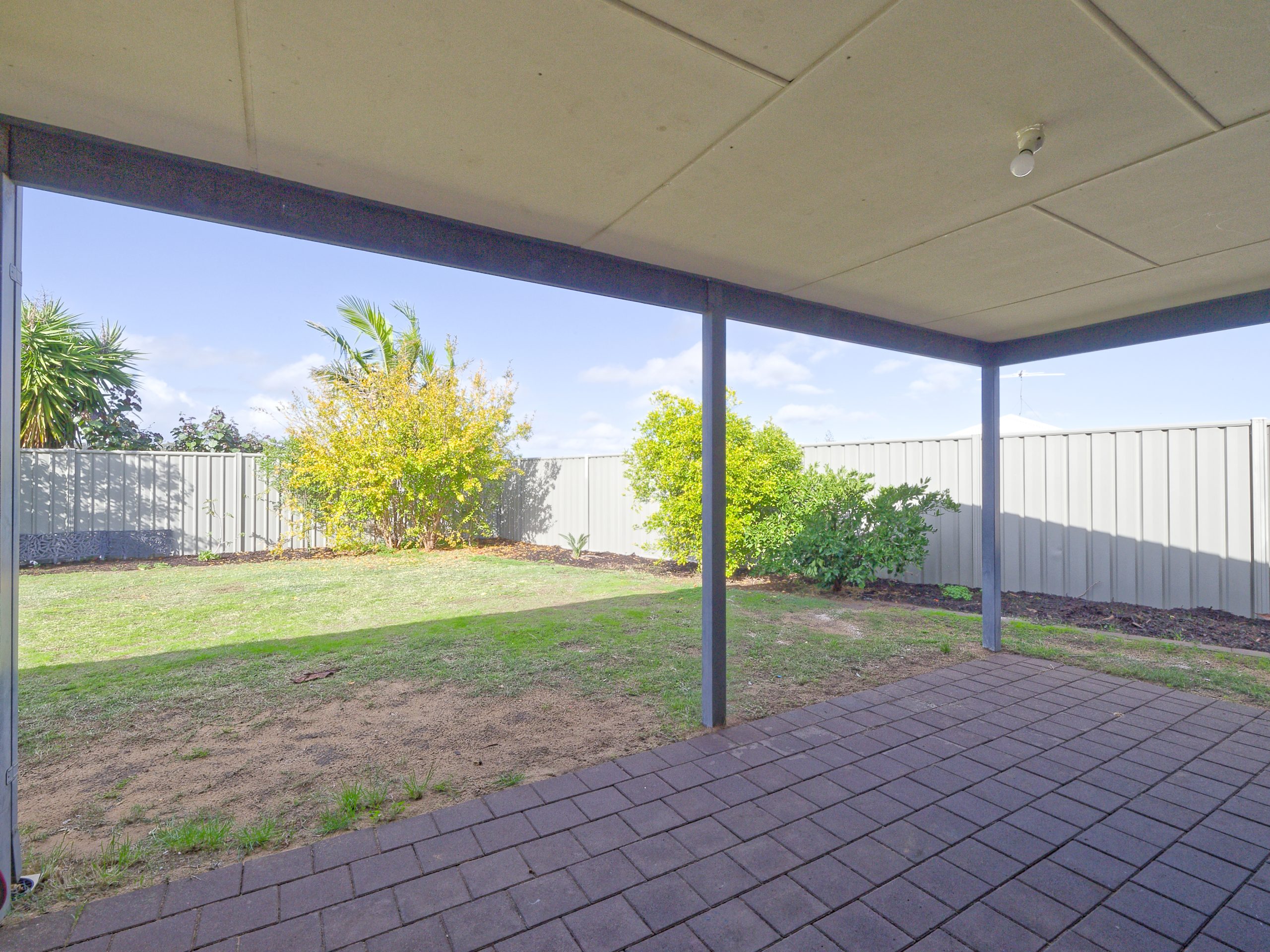 34 Beauchamp Loop, WELLARD, WA 6170 AUS