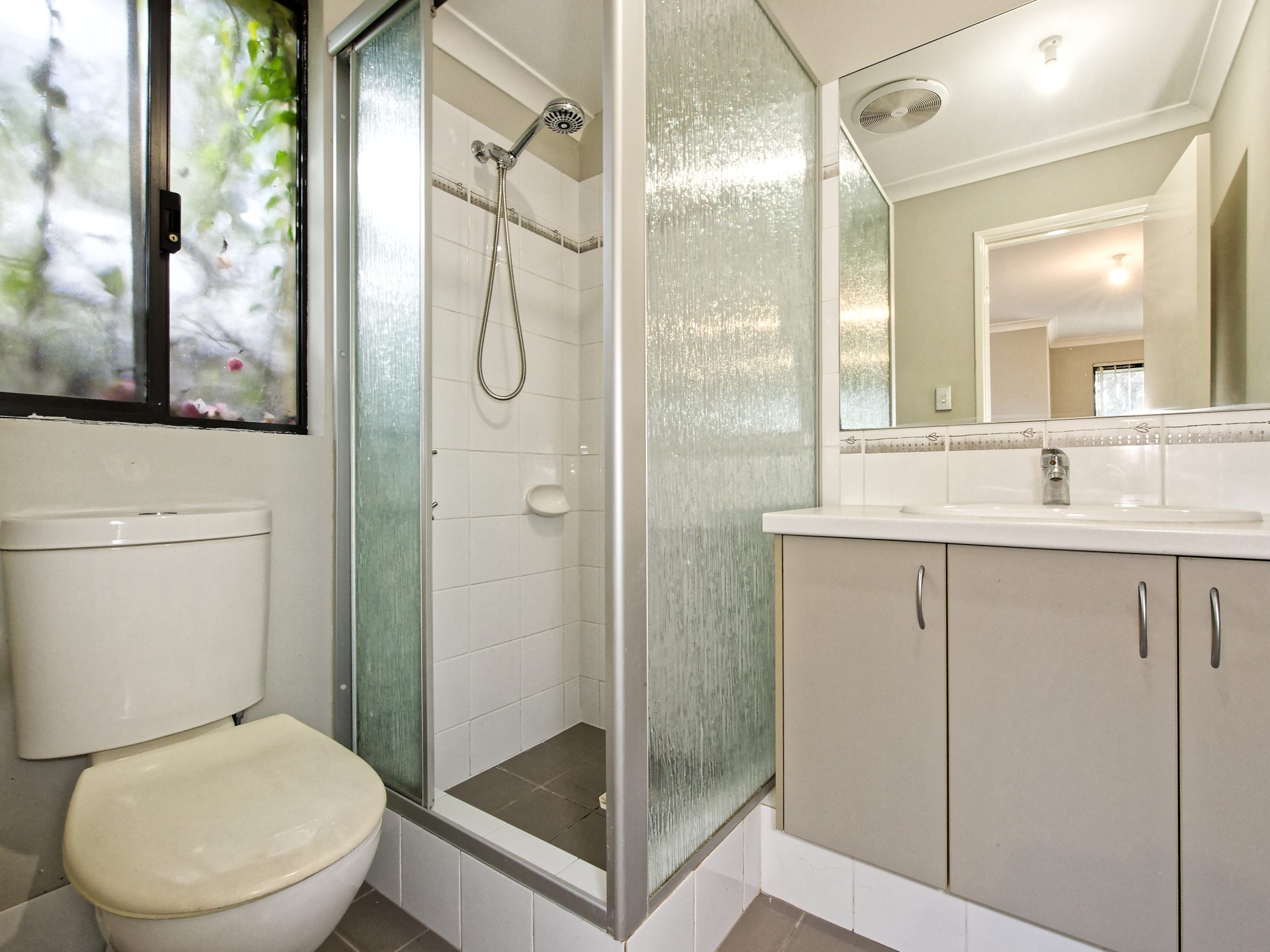 34 Beauchamp Loop, WELLARD, WA 6170 AUS