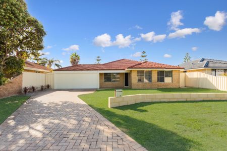 17 Silvertop Circle, WARNBRO, WA 6169 AUS