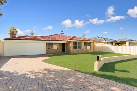 17 Silvertop Circle, WARNBRO, WA 6169 AUS