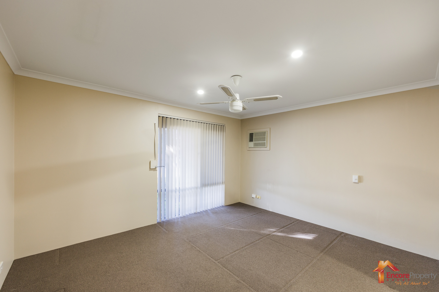 69 La Spezia Drive, SECRET HARBOUR, WA 6173 AUS