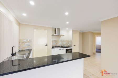 69 La Spezia Drive, SECRET HARBOUR, WA 6173 AUS