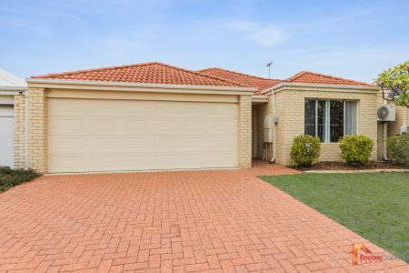 11 Bampton Road, ORELIA, WA 6167 AUS