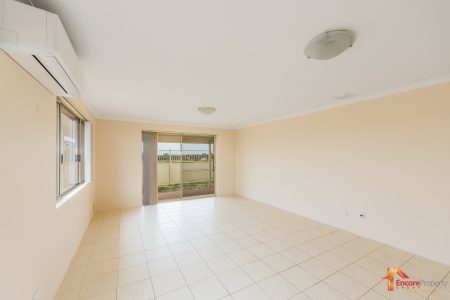 11 Bampton Road, ORELIA, WA 6167 AUS