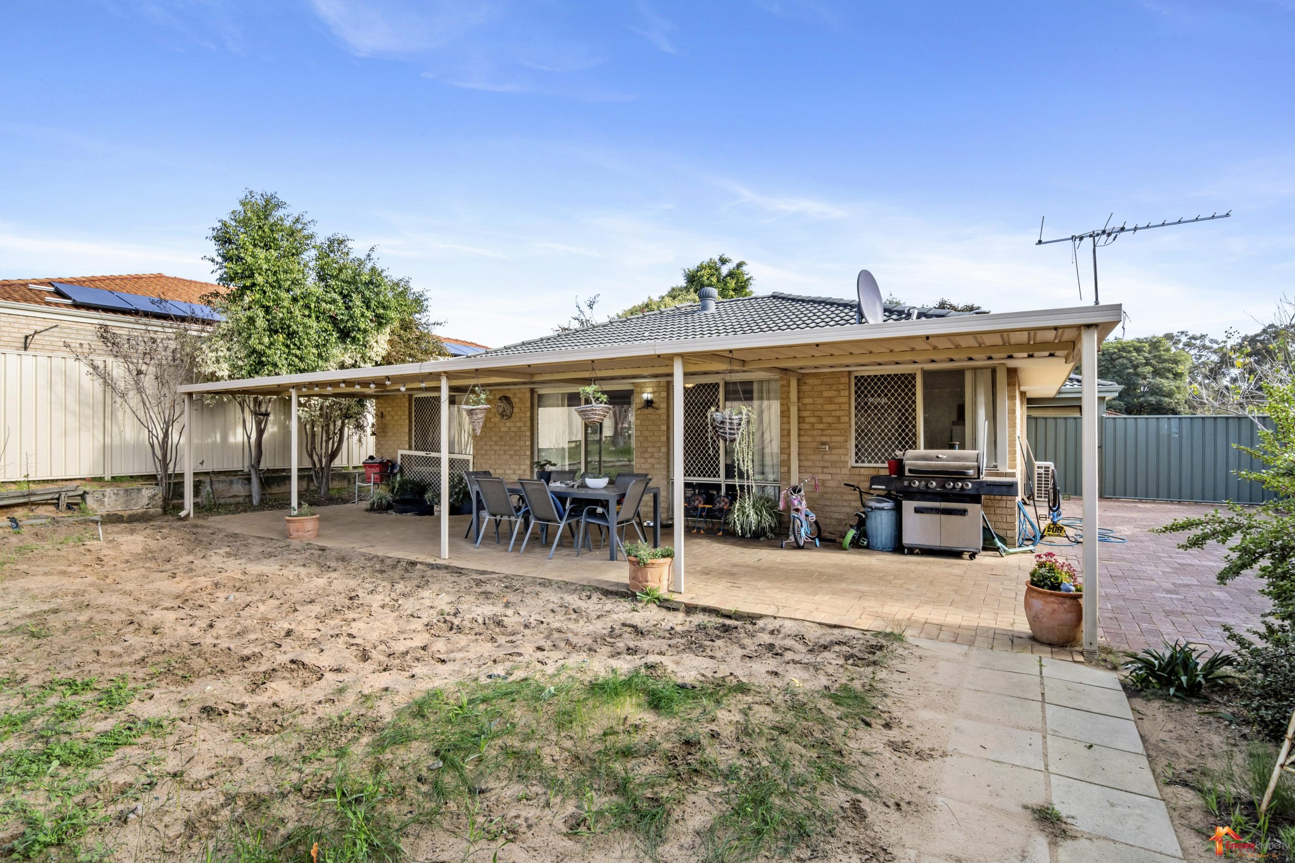 28 Bilya Gardens, LEDA, WA 6170 AUS