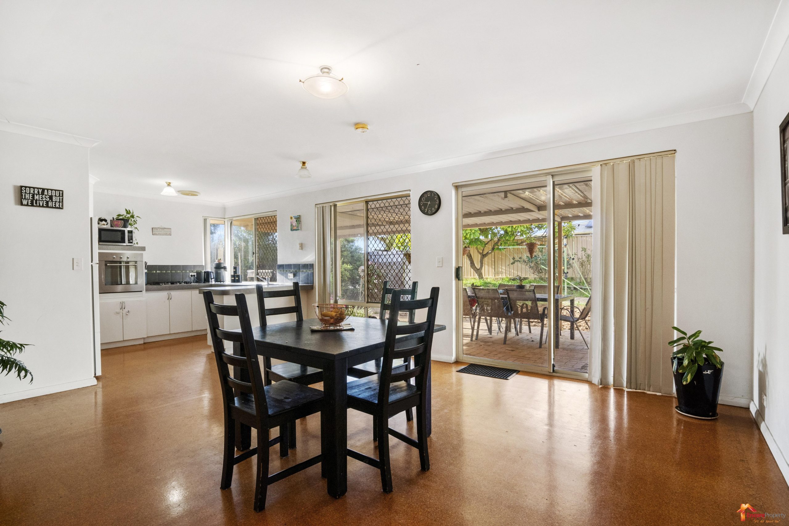 28 Bilya Gardens, LEDA, WA 6170 AUS