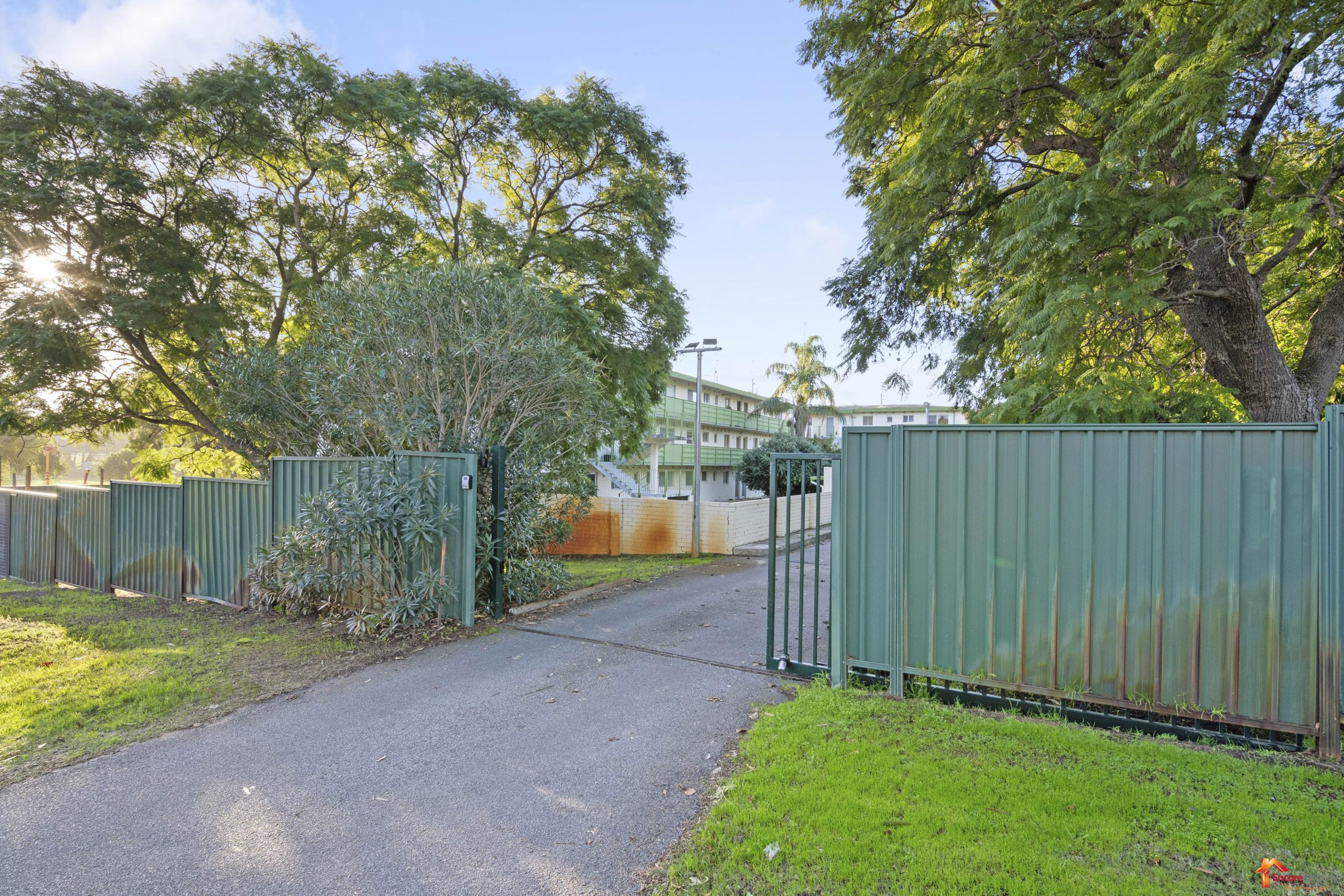 8/13 Milton Place, ORELIA, WA 6167 AUS
