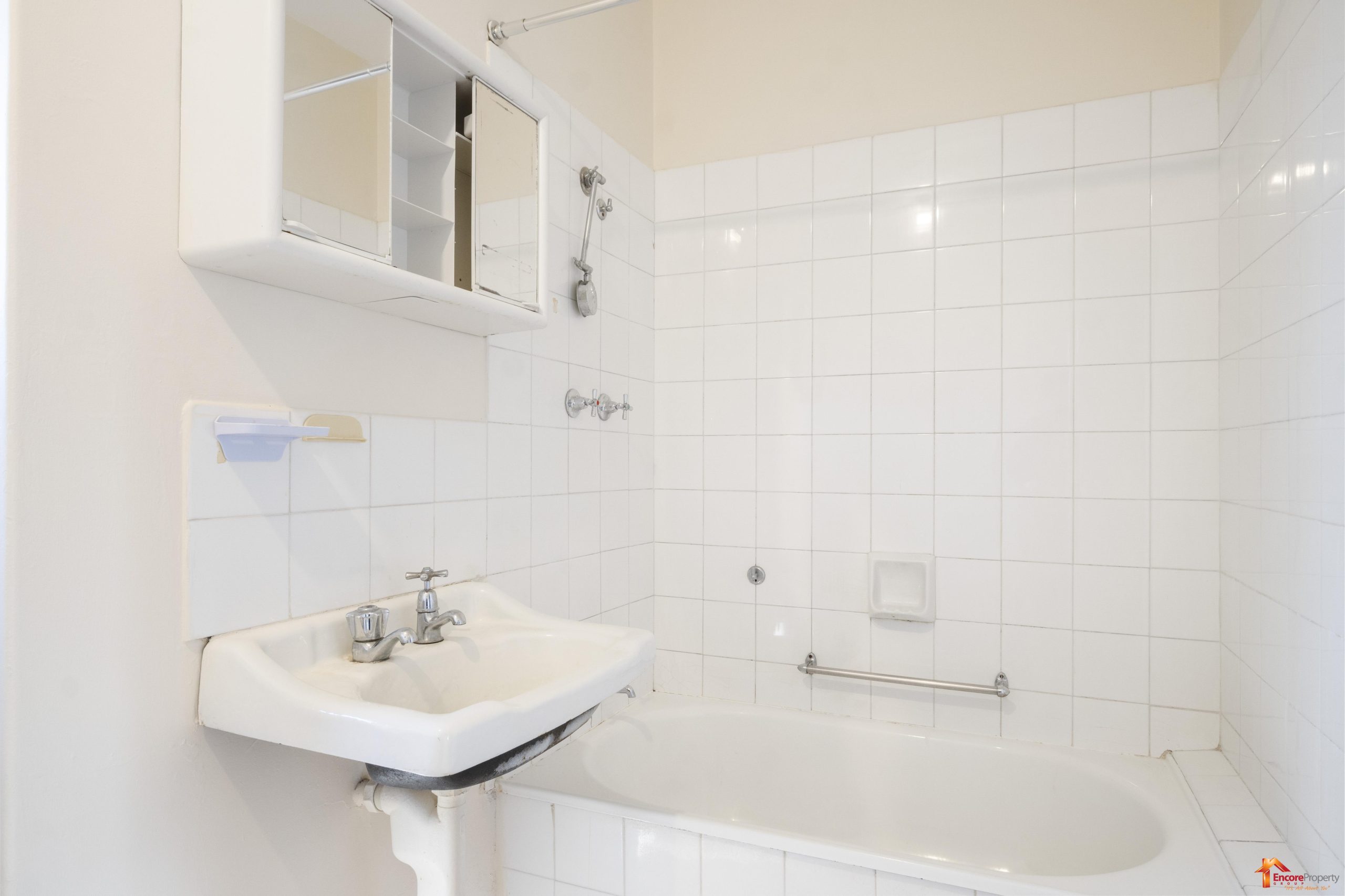 8/13 Milton Place, ORELIA, WA 6167 AUS