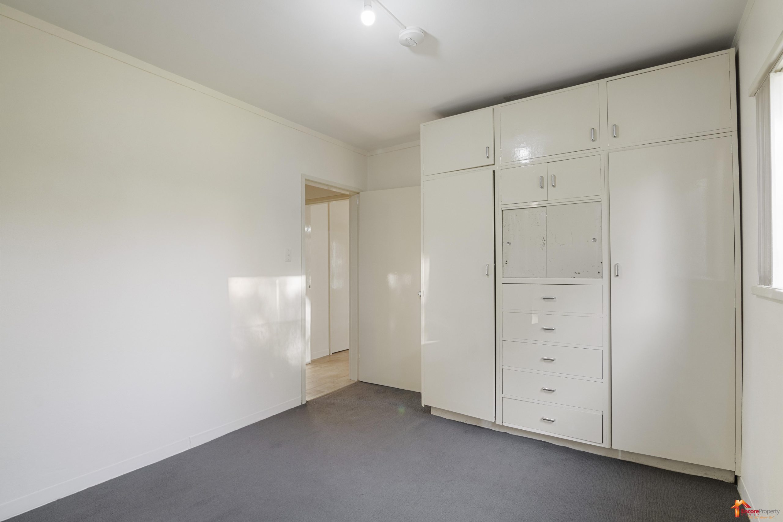 8/13 Milton Place, ORELIA, WA 6167 AUS