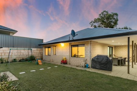 31 Corbridge Avenue, WELLARD, WA 6170 AUS