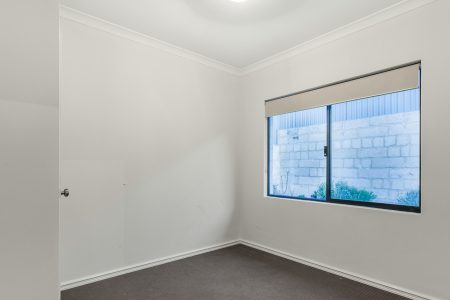 31 Corbridge Avenue, WELLARD, WA 6170 AUS
