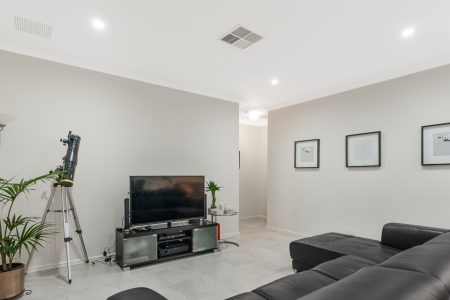 31 Corbridge Avenue, WELLARD, WA 6170 AUS