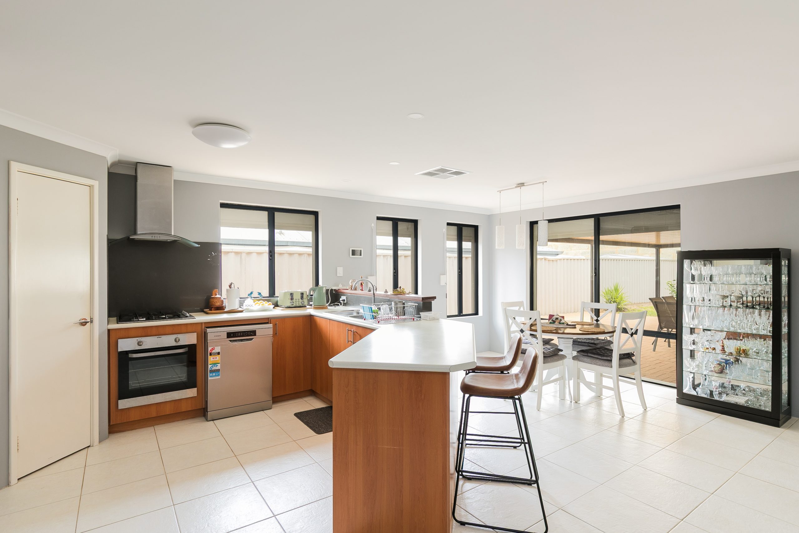 9 Dunster Way, ORELIA, WA 6167 AUS