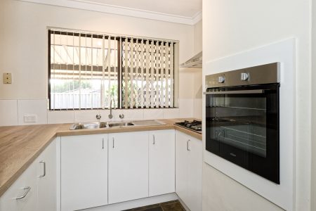 43 Parmelia Avenue, PARMELIA, WA 6167 AUS