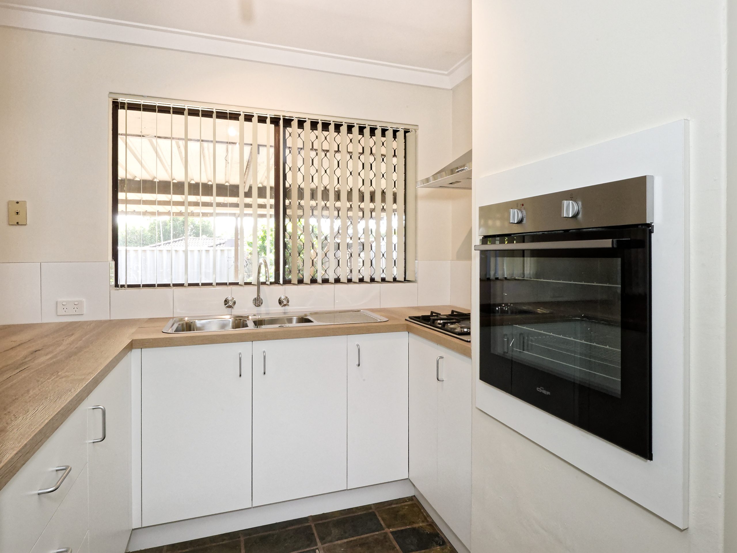 43 Parmelia Avenue, PARMELIA, WA 6167 AUS