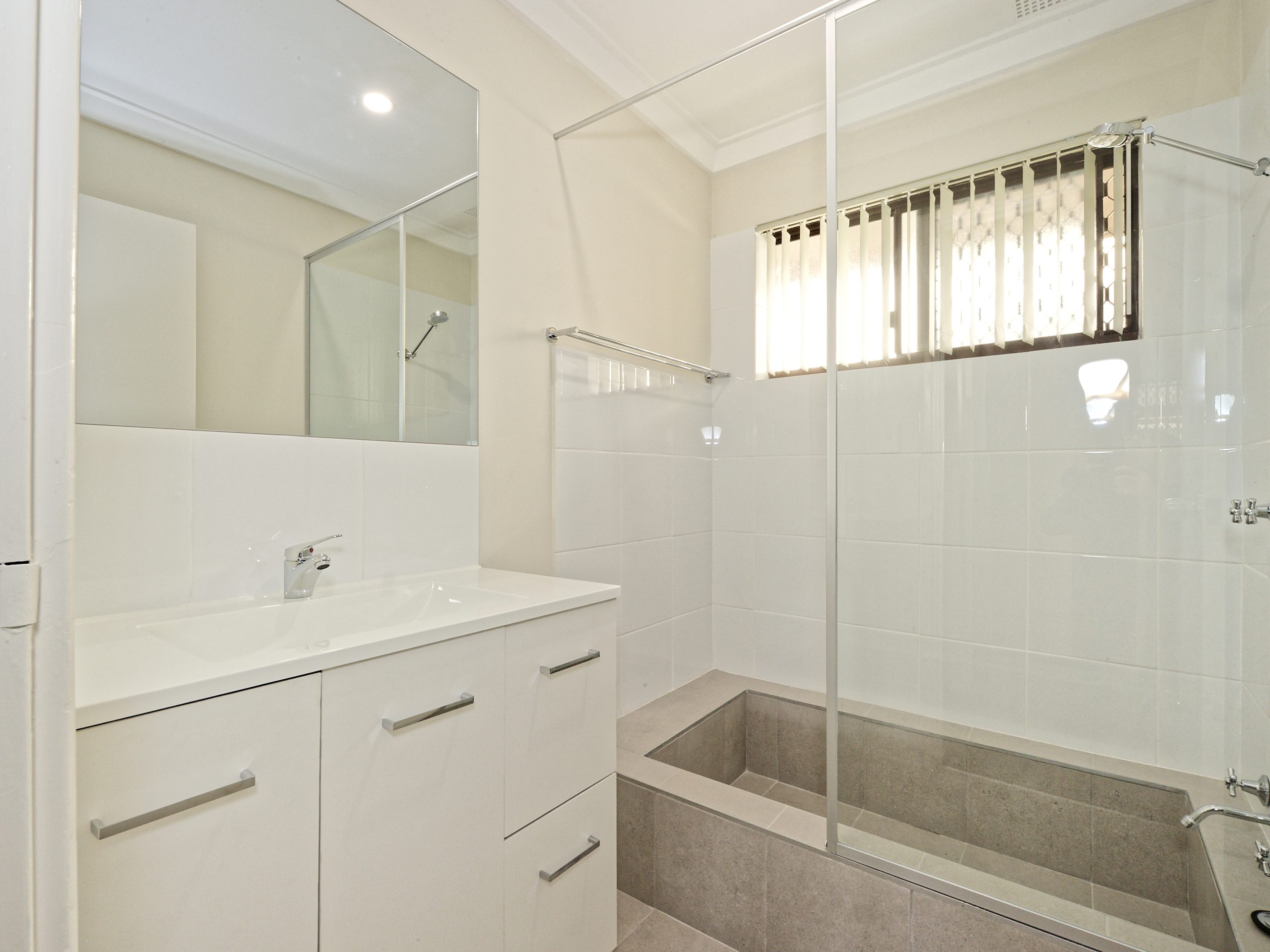 43 Parmelia Avenue, PARMELIA, WA 6167 AUS