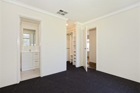 43 Parmelia Avenue, PARMELIA, WA 6167 AUS