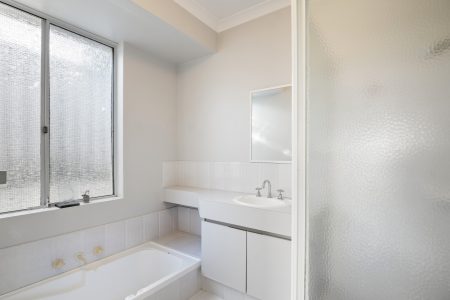 135A Reynolds Road, MOUNT PLEASANT, WA 6153 AUS
