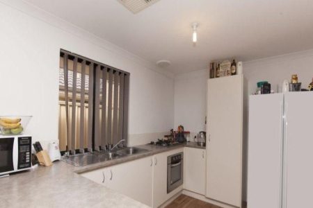 18 Darton Loop, BERTRAM, WA 6167 AUS