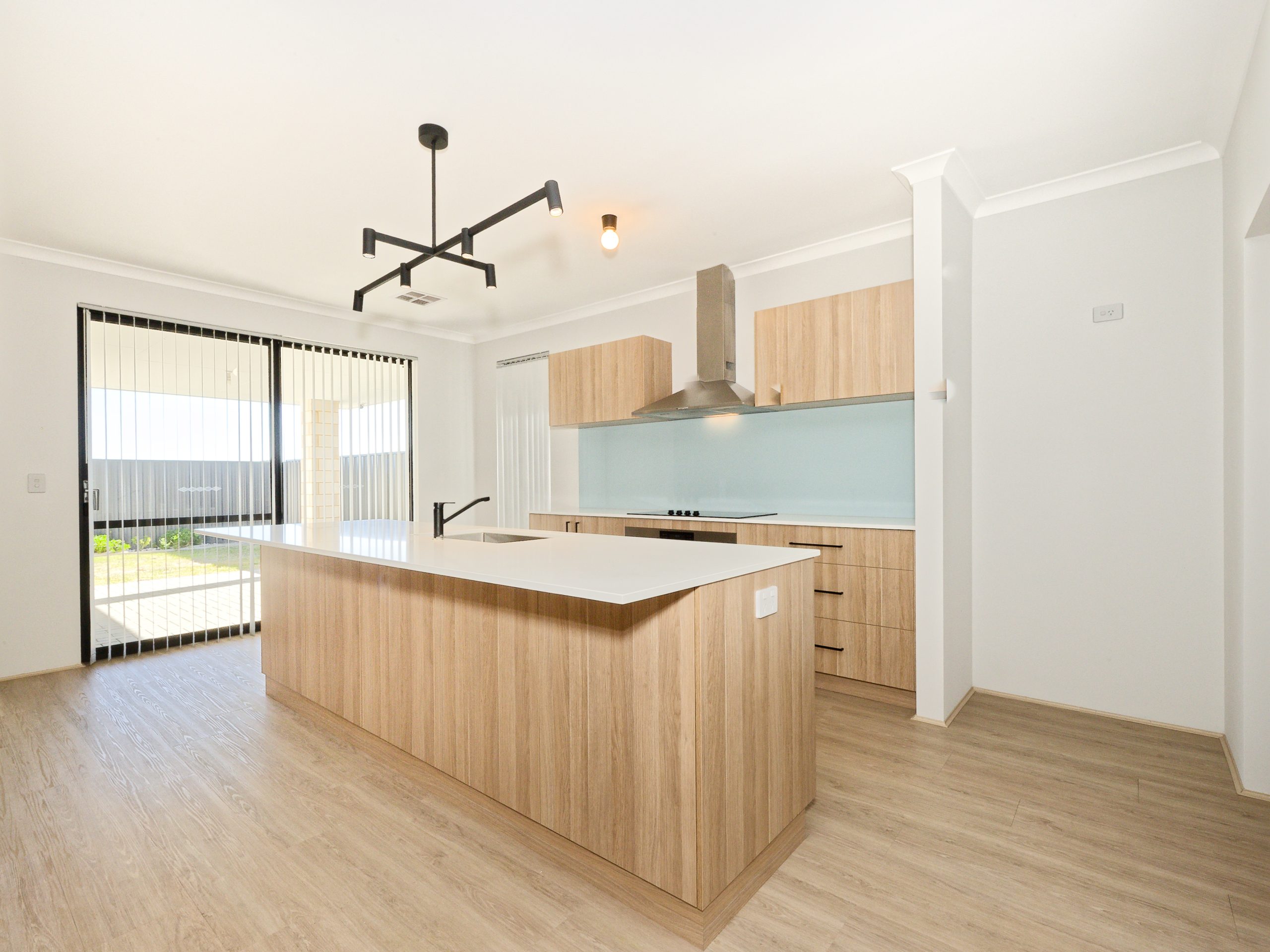 5 Bluegrass Street, TREEBY, WA 6164 AUS