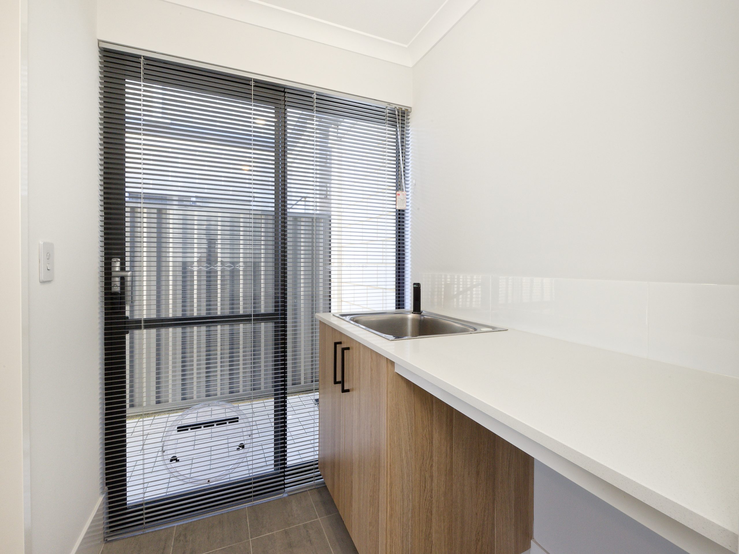 5 Bluegrass Street, TREEBY, WA 6164 AUS