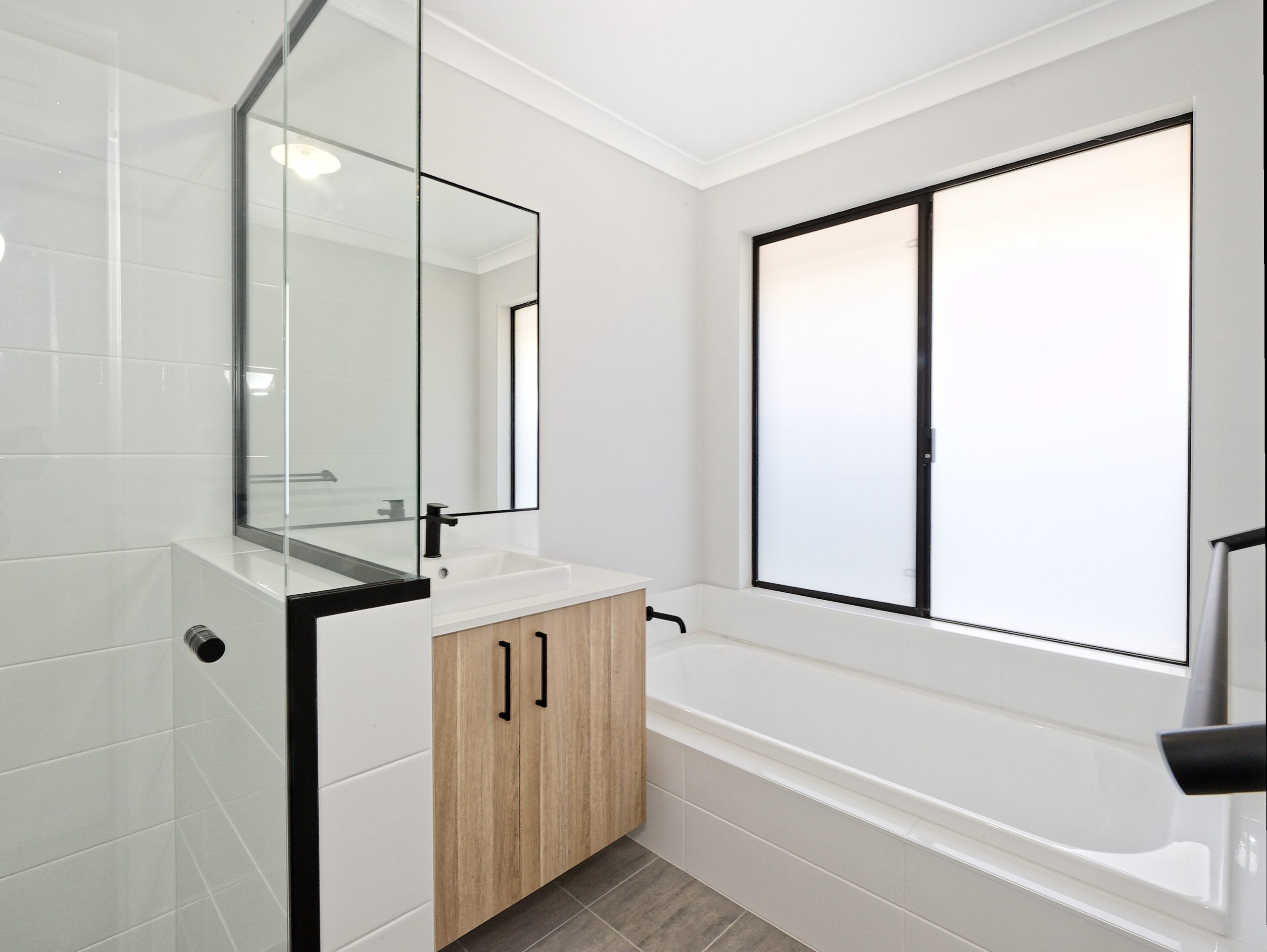 5 Bluegrass Street, TREEBY, WA 6164 AUS