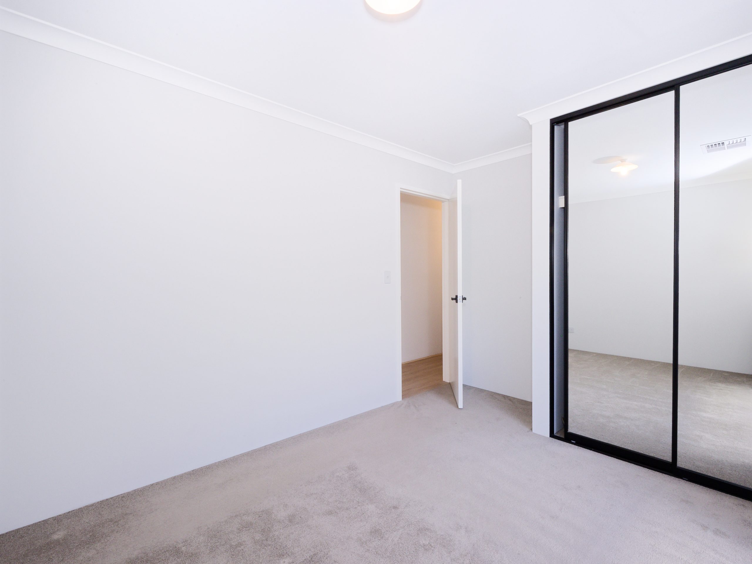 5 Bluegrass Street, TREEBY, WA 6164 AUS