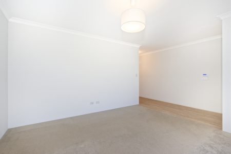 5 Bluegrass Street, TREEBY, WA 6164 AUS