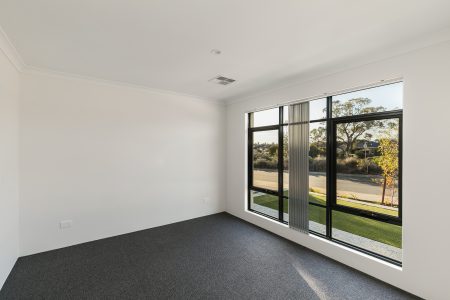 10 Sedano Crescent, WELLARD, WA 6170 AUS