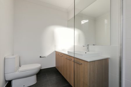 10 Sedano Crescent, WELLARD, WA 6170 AUS
