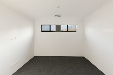 10 Sedano Crescent, WELLARD, WA 6170 AUS