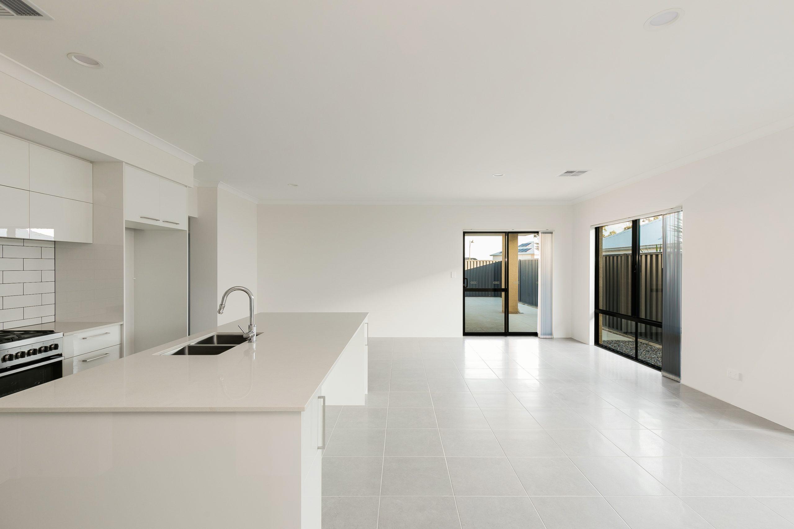 10 Sedano Crescent, WELLARD, WA 6170 AUS