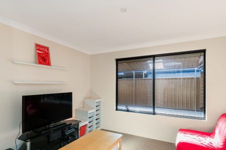 84 Cheltenham Loop, BERTRAM, WA 6167 AUS