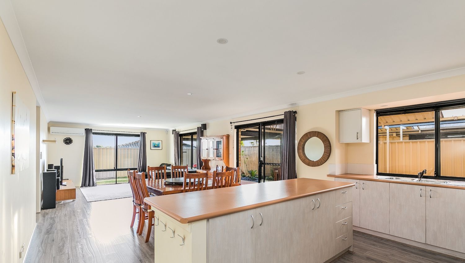 84 Cheltenham Loop, BERTRAM, WA 6167 AUS