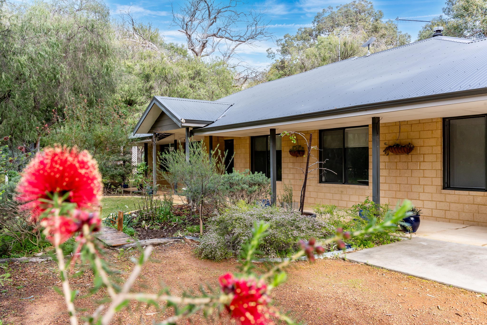 4 Crescent Drive, BOUVARD, WA 6211 AUS