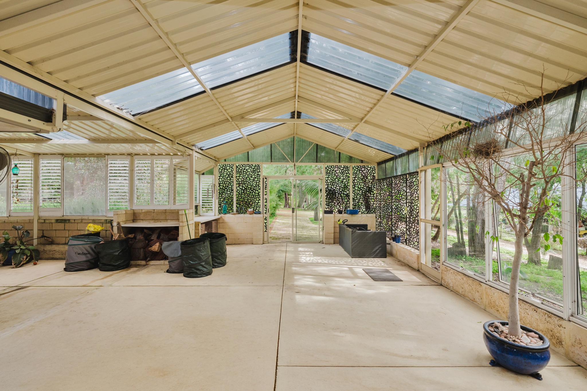 4 Crescent Drive, BOUVARD, WA 6211 AUS