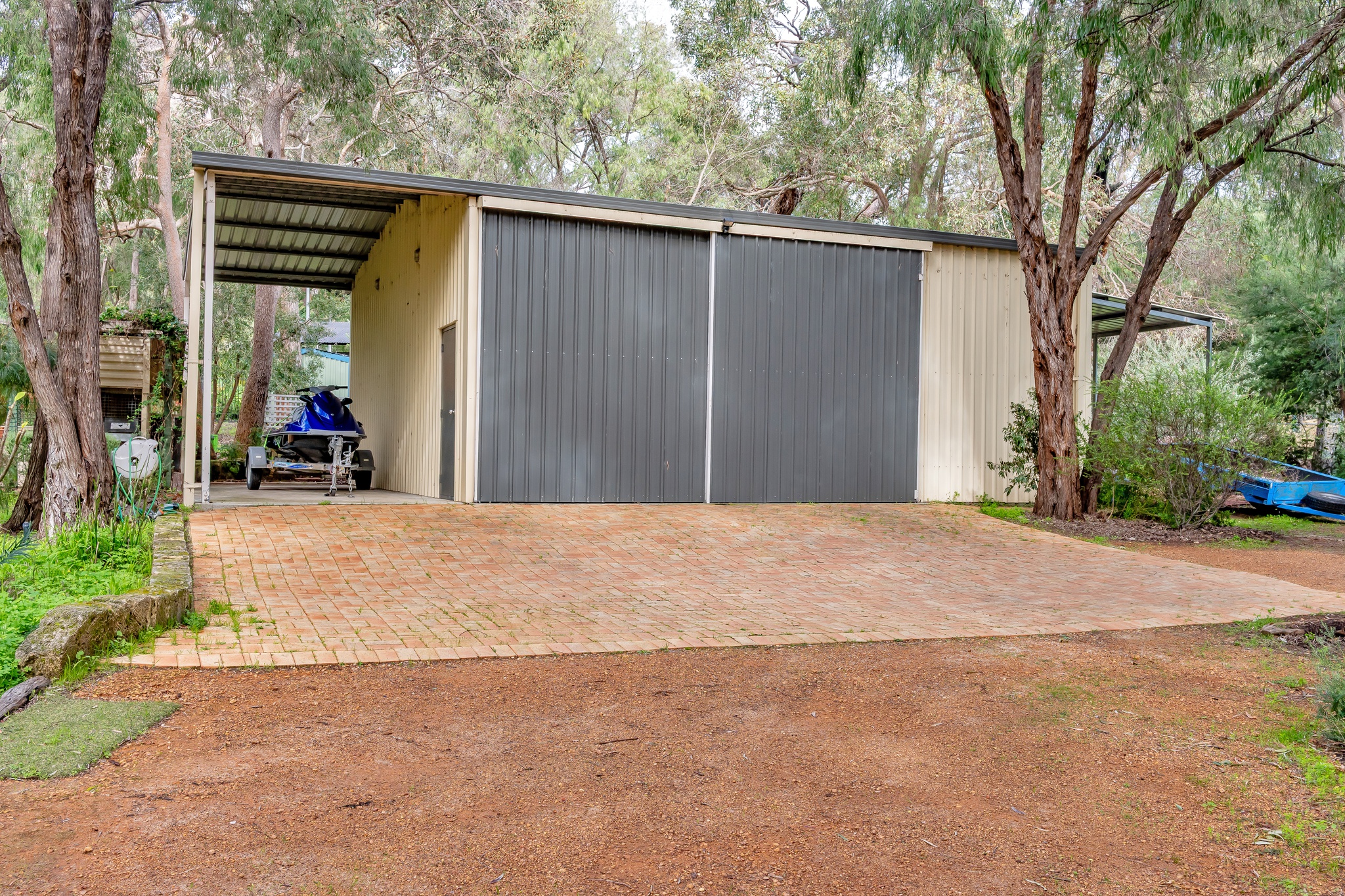 4 Crescent Drive, BOUVARD, WA 6211 AUS