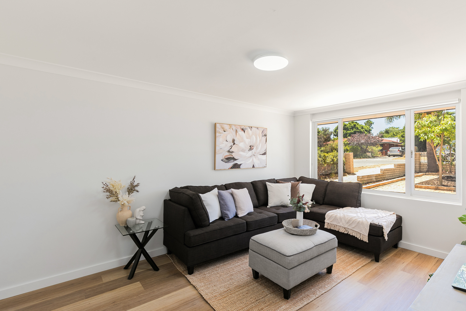 39 Preston Road, PARMELIA, WA 6167 AUS