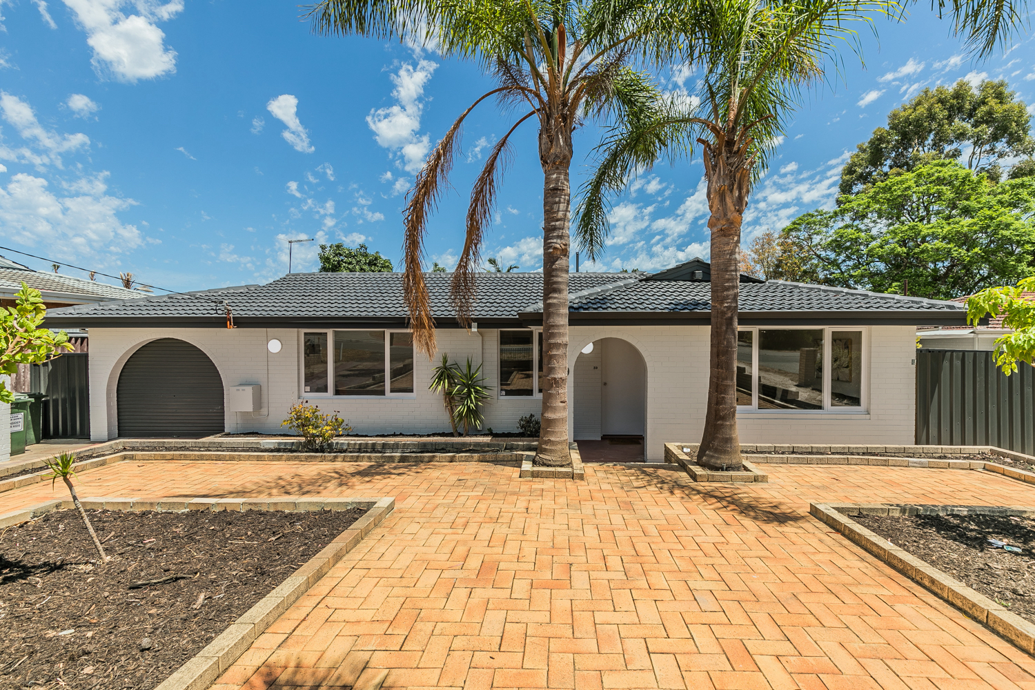 39 Preston Road, PARMELIA, WA 6167 AUS