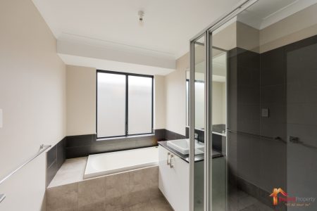 50 Glenworth Drive, WELLARD, WA 6170 AUS
