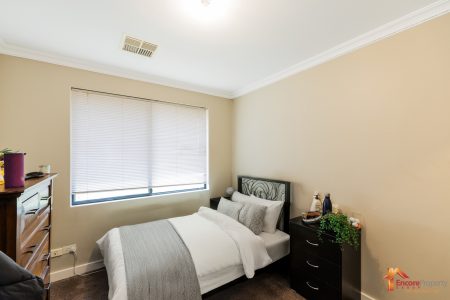 10 Rutherford Square, ORELIA, WA 6167 AUS