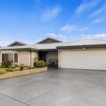 10 Rutherford Square, ORELIA, WA 6167 AUS