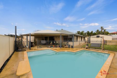 10 Rutherford Square, ORELIA, WA 6167 AUS