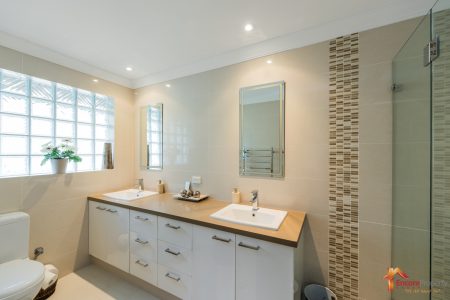 10 Rutherford Square, ORELIA, WA 6167 AUS