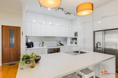10 Rutherford Square, ORELIA, WA 6167 AUS