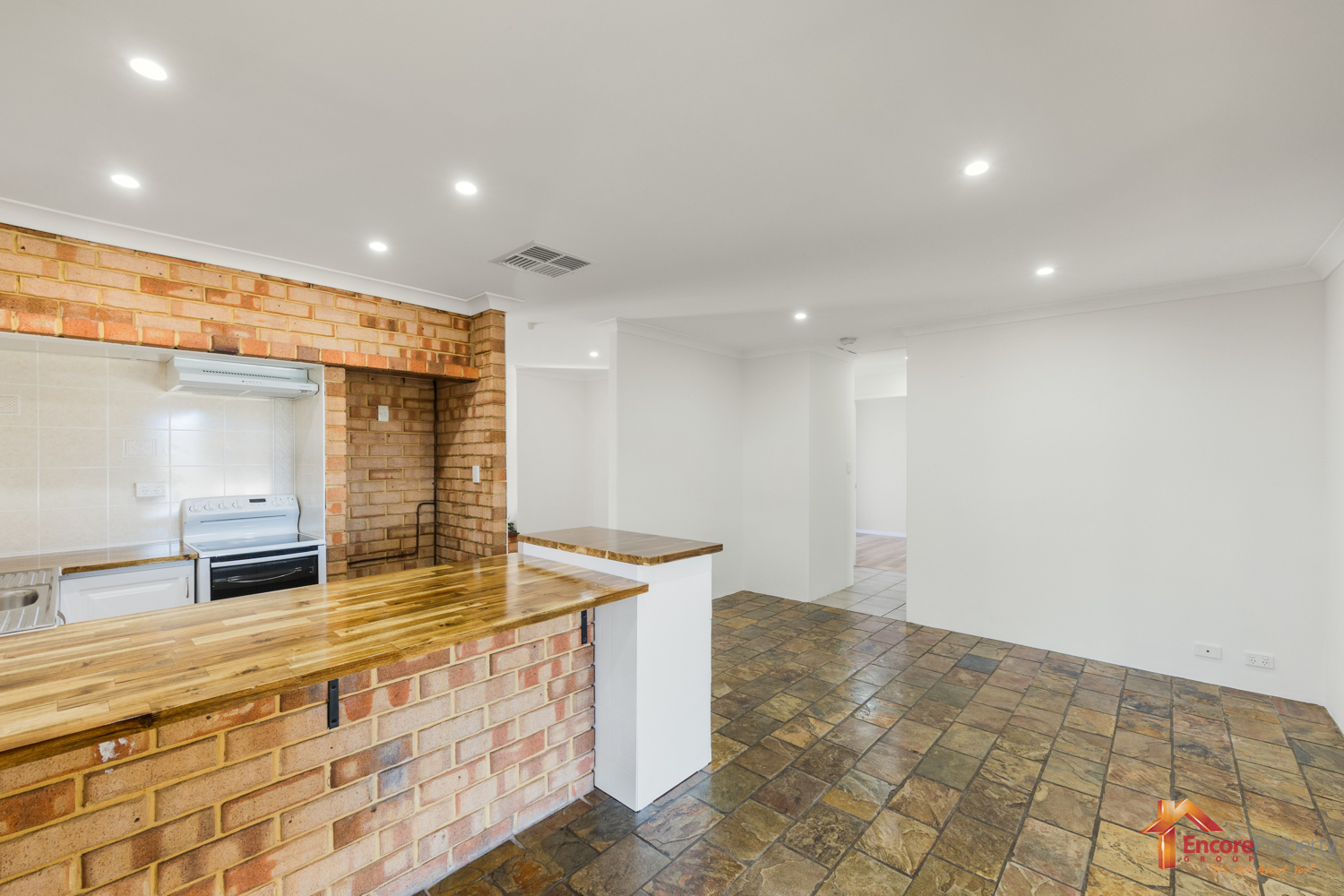 3 Povey Place, PARMELIA, WA 6167 AUS