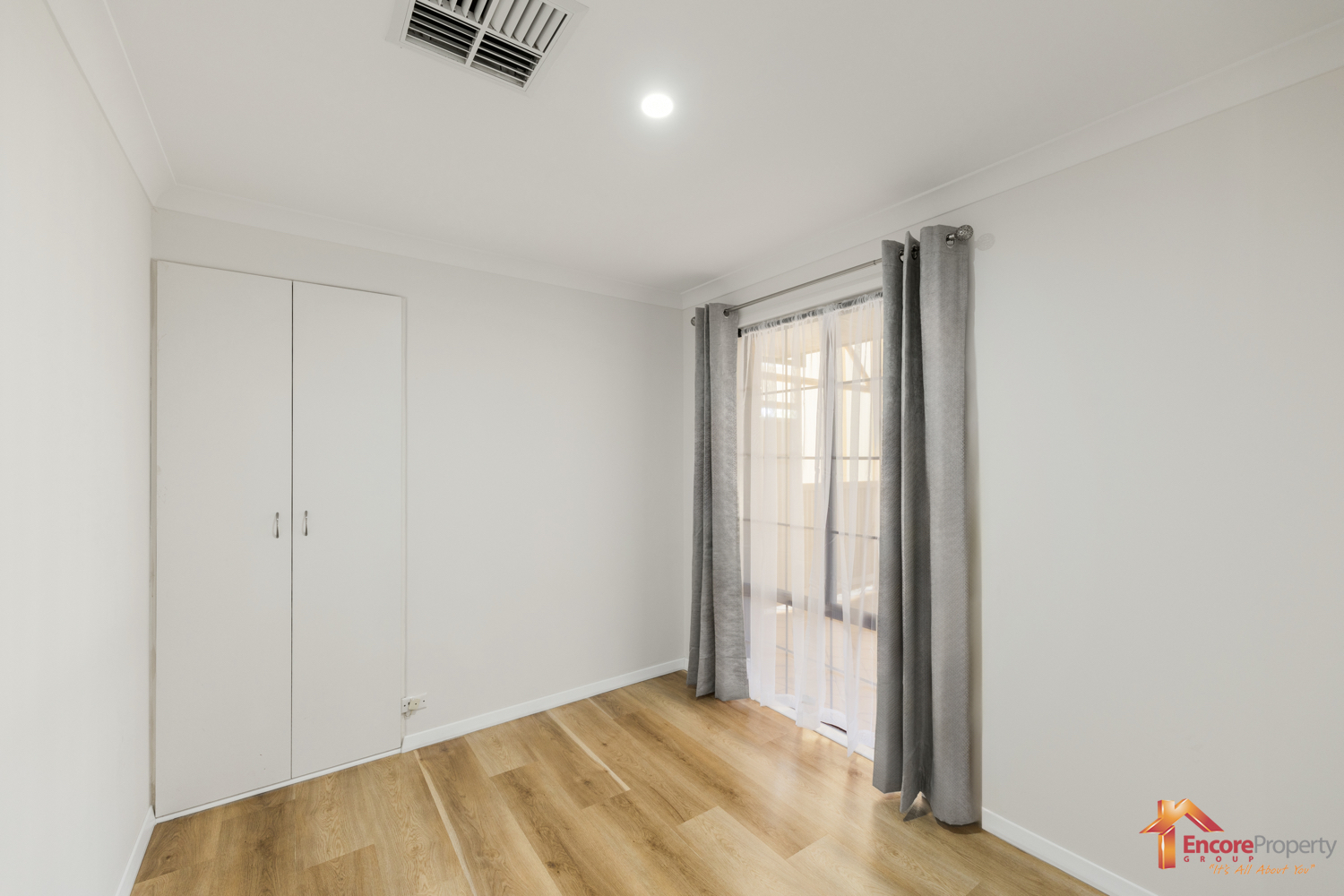 3 Povey Place, PARMELIA, WA 6167 AUS