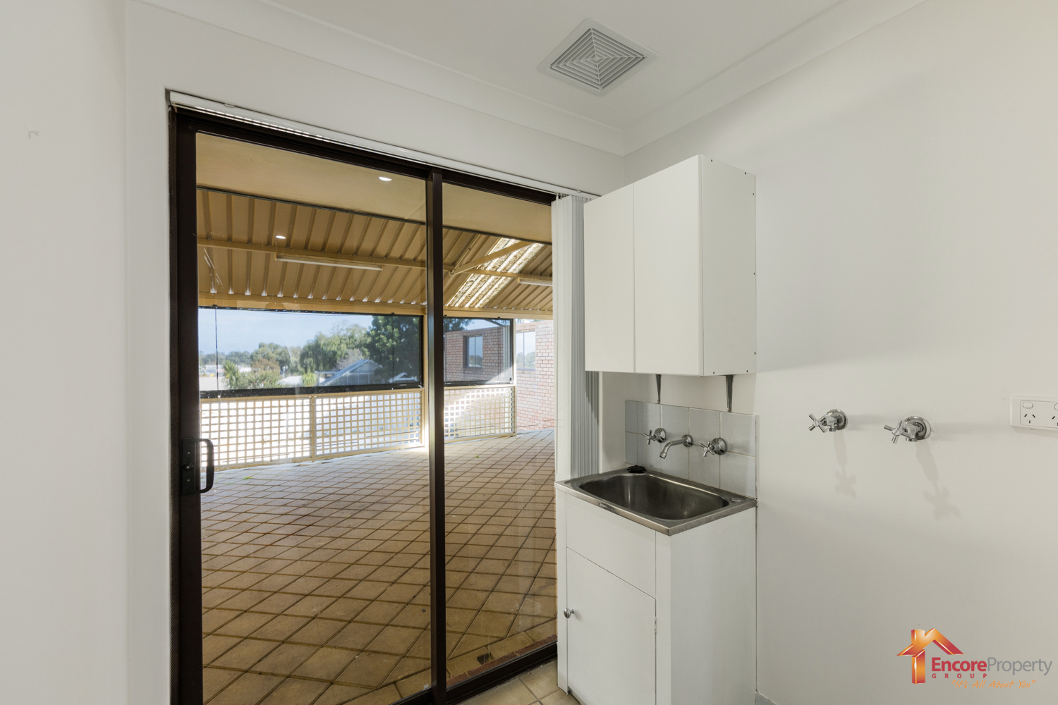 3 Povey Place, PARMELIA, WA 6167 AUS