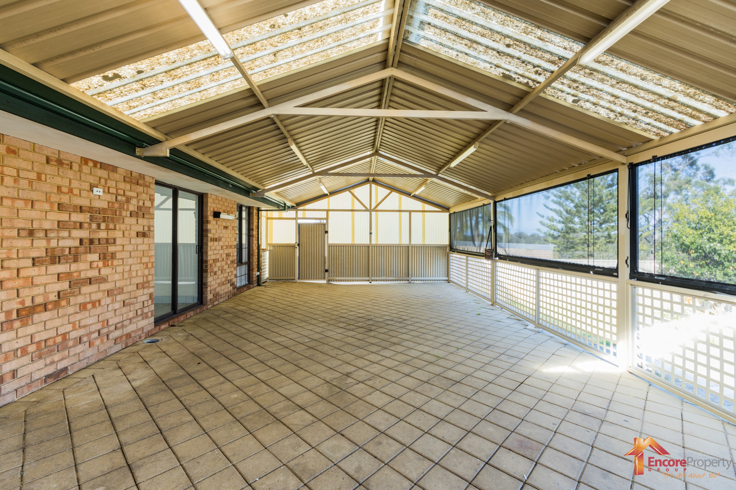 3 Povey Place, PARMELIA, WA 6167 AUS