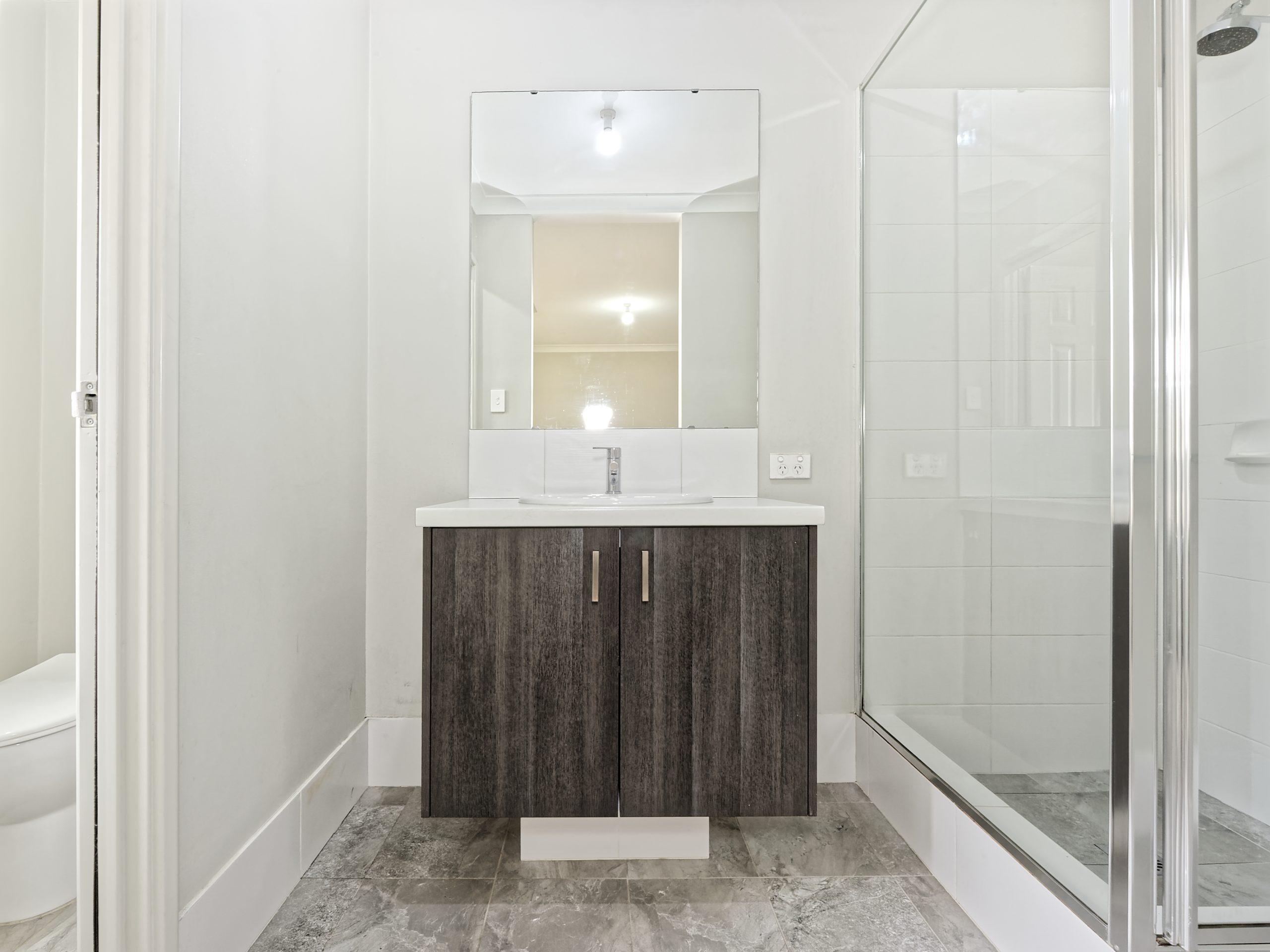 33 Corbridge Avenue, WELLARD, WA 6170 AUS